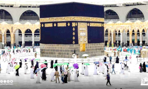 വിടവാങ്ങലി​െൻറയും ആത്മീയ സായൂജ്യത്തി​െൻറയും വൈകാരികതയിൽ തീർഥാടകർ