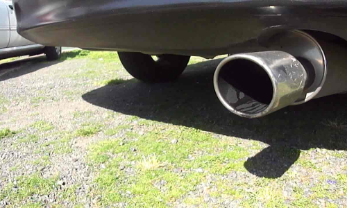 തലോറിലെ കാർ ഷോറൂമിൽനിന്ന്​ 10 ലക്ഷത്തി​െൻറ സൈലന്‍സറുകള്‍ മോഷ്​ടിച്ചു