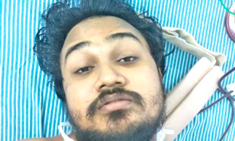 തെങ്ങിൽനിന്ന് വീണ് നട്ടെല്ല് തകർന്ന യുവാവ് ചികിത്സ സഹായം തേടുന്നു തെങ്ങിൽനിന്ന് വീണ് നട്ടെല്ല് തകർന്ന യുവാവ് ചികിത്സ സഹായം തേടുന്നു