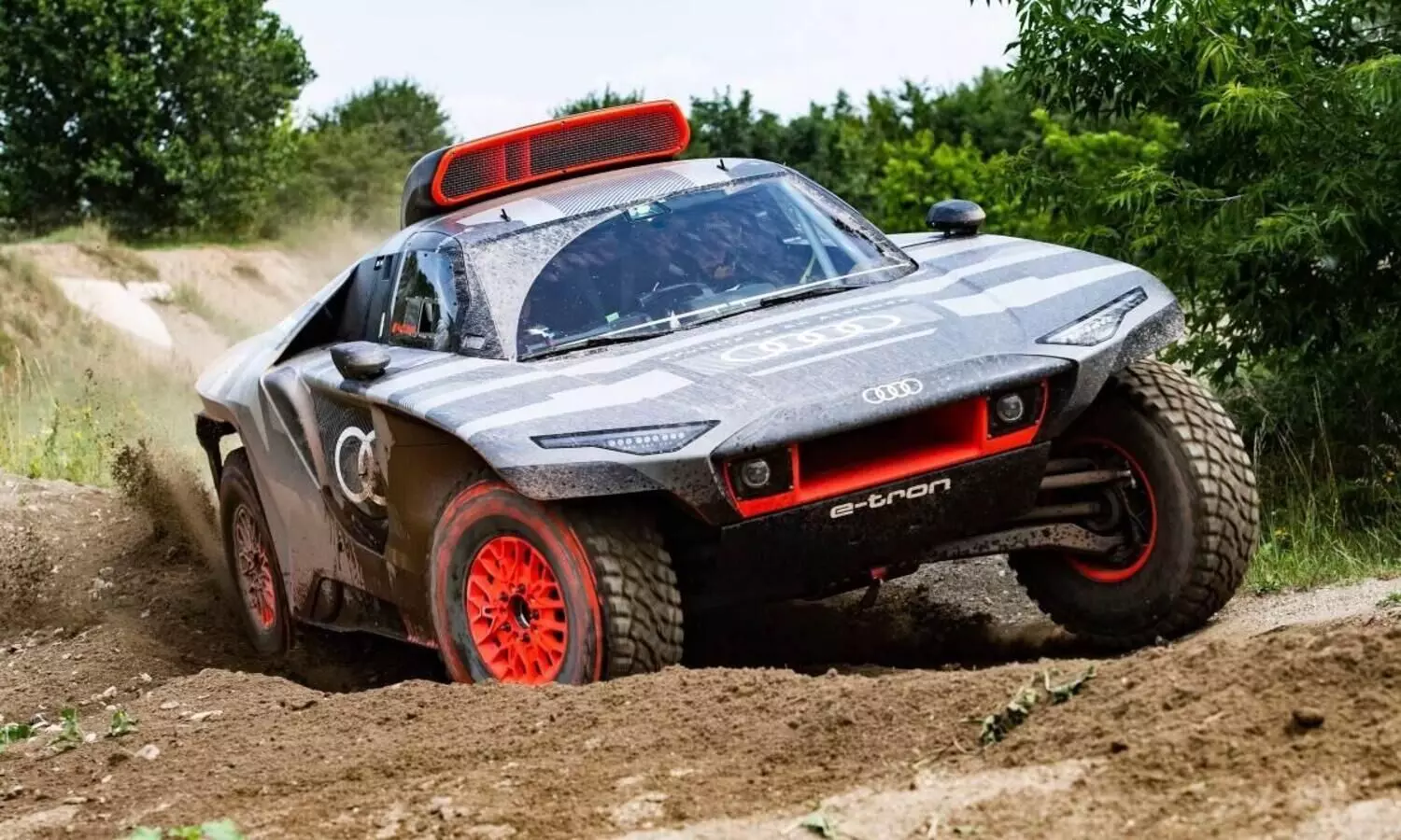 Audi reveals RS Q e-tron electrified racer for Dakar 2022