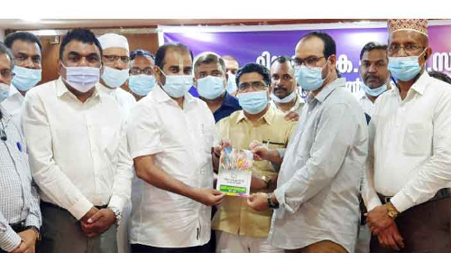 റി​യാ​ദ് കെ.​എം.​സി.​സി സാ​മൂ​ഹി​ക കു​ടും​ബ സു​ര​ക്ഷ പ​ദ്ധ​തി അം​ഗ​ത്വ കാ​മ്പ​യി​ന്​ തു​ട​ക്കം