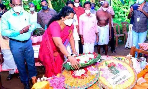 ഭാ​ഗീ​ര​ഥി​യ​മ്മ അ​ക്ഷ​ര​ങ്ങ​ളു​ടെ ലോ​ക​ത്തേ​ക്ക്തി​രി​ച്ചെ​ത്തി​യ​ത് പ്ര​തി​സ​ന്ധി​ക​ളെ അ​തി​ജീ​വി​ച്ച്