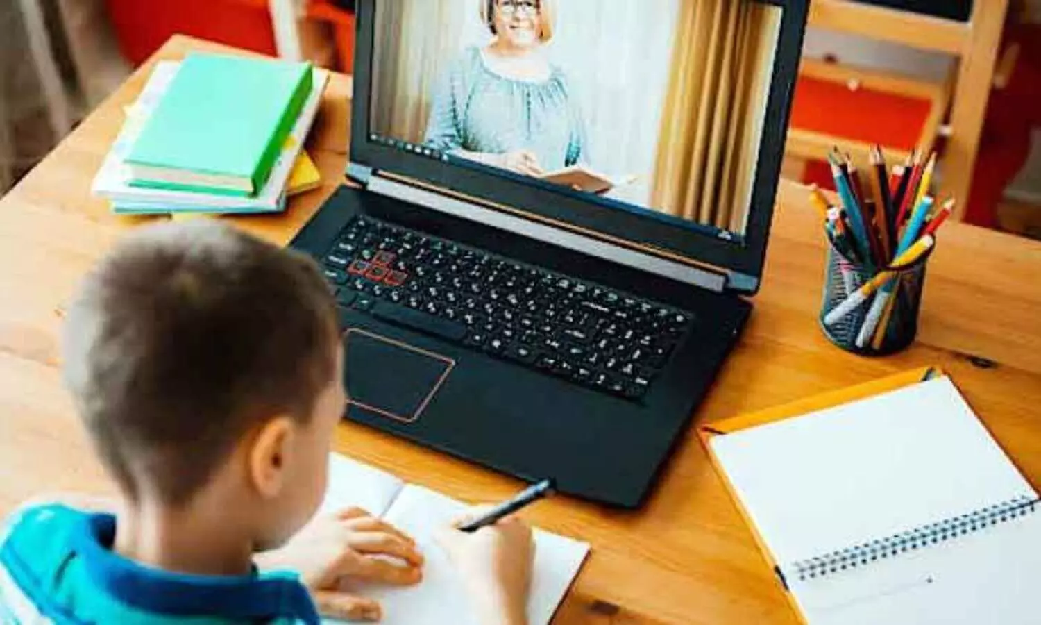 വേനലവധിക്ക്​ ശേഷവും ഇ-ലേണിങ്ങിന്​ ദുബൈ സ്​കൂളുകൾ