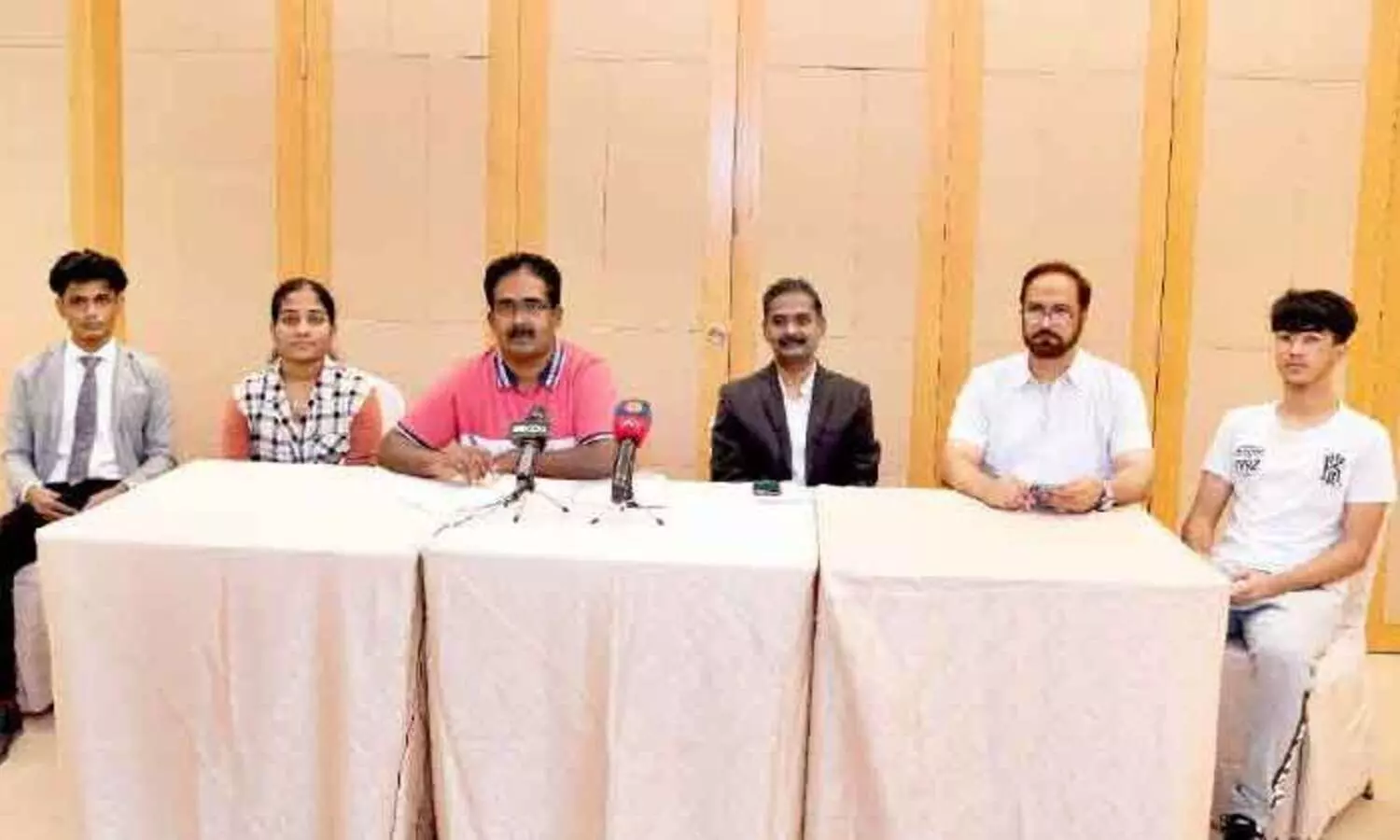 ഒമാനിലും നീറ്റ്​ പരീക്ഷകേന്ദ്രം അനുവദിക്കണമെന്ന്​ ആവശ്യം