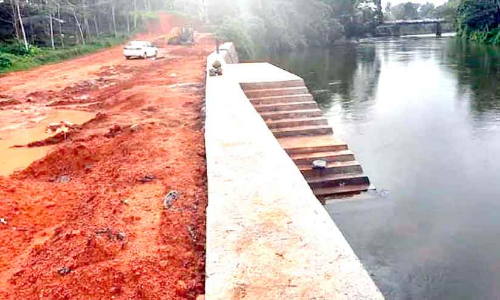 ഈ ബൈപാസിൽ  നടക്കാം, ഓടാം, ഇരിക്കാം...  ബൈപാസ്​ റോ​ഡ്​ വ്യാ​യാ​മ- വി​നോ​ദ​ങ്ങ​ൾ​ക്ക്​ കൂ​ടി ഉ​പ​യോ​ഗ​പ്പെ​ടും