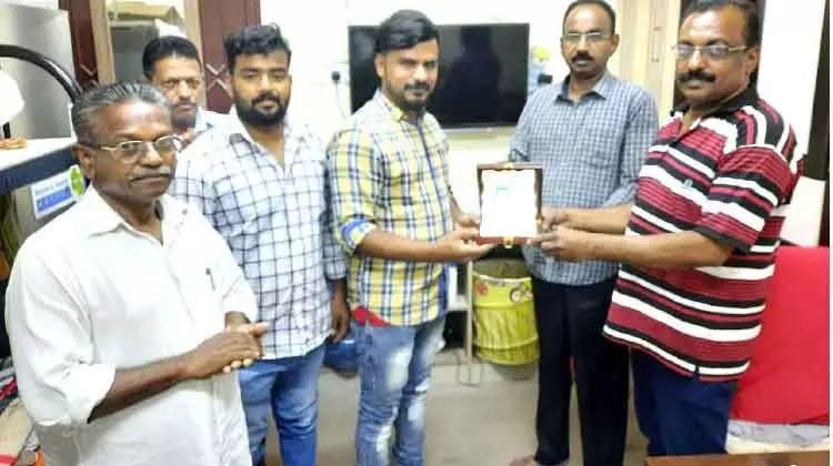 നൗഫലിന് കേളി യാത്രയയപ്പ് നൽകി നൗഫലിന് കേളി യാത്രയയപ്പ് നൽകി