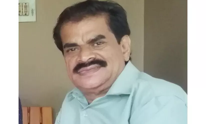 റിയാസ് മുക്കോളിയുടെ ഭാര്യാ പിതാവും മുൻ പ്രവാസിയുമായ ഹസ്സൻ കോയ നാട്ടിൽ നിര്യാതനായി റിയാസ് മുക്കോളിയുടെ ഭാര്യാ പിതാവും മുൻ പ്രവാസിയുമായ ഹസ്സൻ കോയ നാട്ടിൽ നിര്യാതനായി