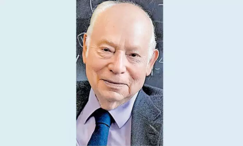 യു.എസ് ശാസ്ത്ര പ്രതിഭ സ്റ്റീവൻ വൈൻബർഗ് അന്തരിച്ചു യു.എസ് ശാസ്ത്ര പ്രതിഭ സ്റ്റീവൻ വൈൻബർഗ് അന്തരിച്ചു