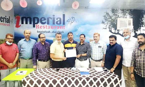 കോ​ഴി​ക്കോ​ട് ജി​ല്ല കെ.​എം.​സി.​സി കു​ടും​ബ സു​ര​ക്ഷ പ​ദ്ധ​തി കാ​മ്പ​യി​ന് തു​ട​ക്കം