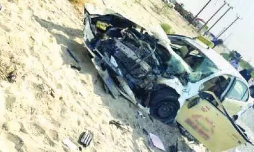 വാ​ഹ​നാ​പ​ക​ട​ത്തി​ൽ അ​ഞ്ചു​പേ​ർ​ക്ക്​ പ​രി​ക്ക്​