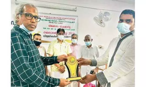 കെ.​കെ.​എം.​എ റ​മ​ദാ​ൻ ക്വി​സ്: വി​ജ​യി​ക​ൾ​ക്ക് സ​മ്മാ​നം ന​ൽ​കി