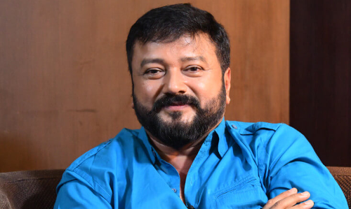 പാ​ട്ടി​െൻറ പ​ക​ർ​പ്പ​വ​കാ​ശം ന​ട​ൻ ജ​യ​റാ​മി​െൻറ പേ​രി​ൽ ത​ട്ടി​യെ​ടു​ത്ത​താ​യി പ​രാ​തി