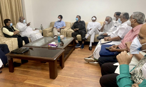 പെഗസസ്​ ഫോൺ ചോർത്തൽ: ഡൽഹിയിൽ ​േയാഗം ചേർന്ന്​ പ്രതിപക്ഷ കക്ഷികൾ