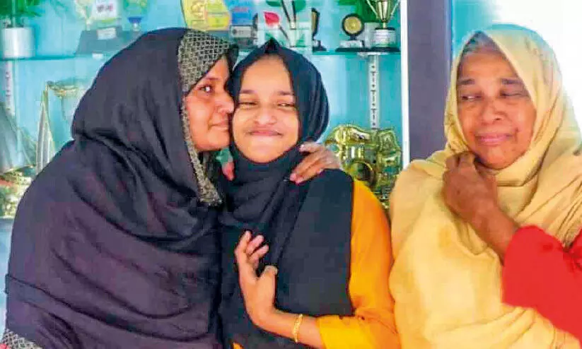 നിബയുടെ എ പ്ലസ് നേട്ടത്തിന് ഇരട്ടി മധുരം