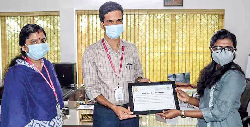 ഗ്രീൻ ചാമ്പ്യൻ അവാർഡ് വളാഞ്ചേരി എം.ഇ.എസ് കോളജിന് സമ്മാനിച്ചു