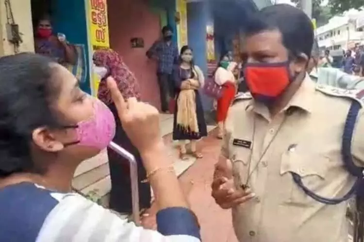 സാ​മൂ​ഹി​ക പി​ന്തു​ണ കി​ട്ടി​യി​രു​ന്നി​ല്ലെ​ങ്കി​ൽ ജ​യി​ലി​ലാ​കു​മാ​യി​രു​ന്നെ​ന്ന് ഗൗ​രി​ന​ന്ദ​ന