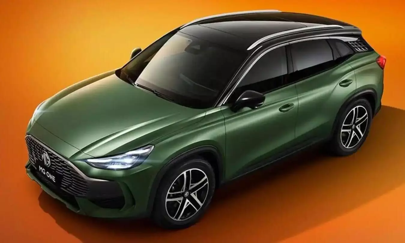 MG One mid-size SUV revealed in two hues ahead of global debut