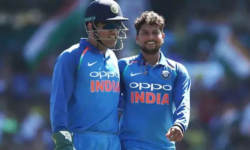 അവിടെ ധോണിയില്ല, സഞ്ജുവാണത്​..; കുൽദീപിന്​ ഉപദേശവുമായി നെഹ്​റ