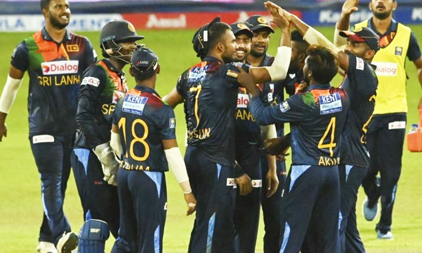 ബാറ്റിങ്ങിൽ വീണ്ടും പണിപാളി; ഇന്ത്യയെ തകർത്ത് ലങ്ക ബാറ്റിങ്ങിൽ വീണ്ടും പണിപാളി; ഇന്ത്യയെ തകർത്ത് ലങ്ക