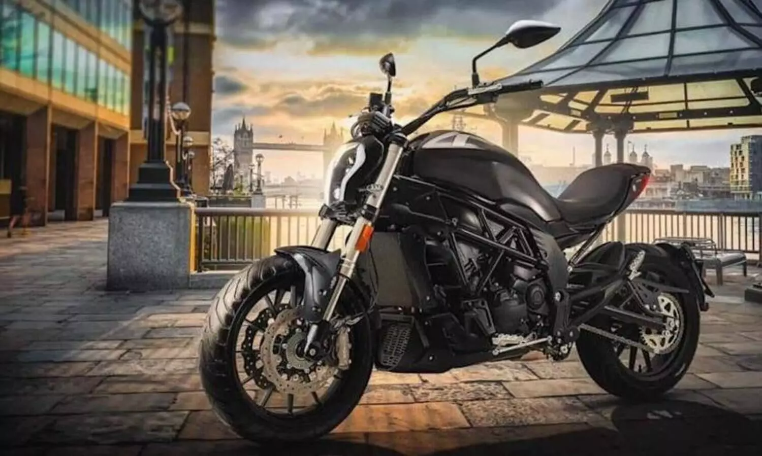 ബെനല്ലി 500 സി ക്രൂസർ നിരത്തിൽ; ഇൻറർസെപ്​ടറിനും, വൾക്കാനും എതിരാളിയാകും