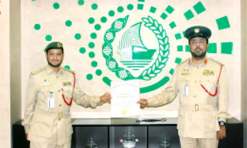 ദുബൈ പൊലീസുകാർക്ക്​ അന്താരാഷ്​ട്ര വിരലടയാള വിദഗ്​ധരായി അംഗീകാരം