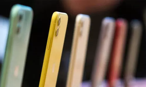 ആറ് മാസത്തിനകം ഐ ഫോൺ തകരാറിലായി; പുതിയത്​ നൽകണം, അല്ലെങ്കിൽ 70,000 രൂപയും കോടതിച്ചെലവും