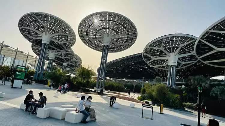 ലോകം കാത്തിരുന്ന എക്സ്പോ ഇതാ കൈയകലത്തിലുണ്ട് ലോകം കാത്തിരുന്ന എക്സ്പോ ഇതാ കൈയകലത്തിലുണ്ട്