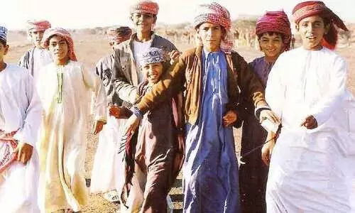 ഒമാനിലെ ജനസംഖ്യയിൽ 62 ശതമാനവും സ്വദേശികൾ ഒമാനിലെ ജനസംഖ്യയിൽ 62 ശതമാനവും സ്വദേശികൾ