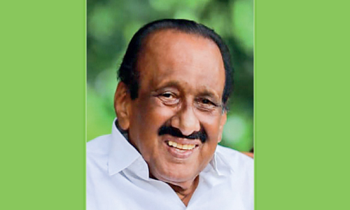 സ​ഹ​ക​ര​ണ രം​ഗ​ത്ത് ആ​റു​ പ​തി​റ്റാ​ണ്ട്​ തി​ക​ച്ച്​ വി.​എ​സ്. വി​ജ​യ​രാ​ഘ​വ​ൻ