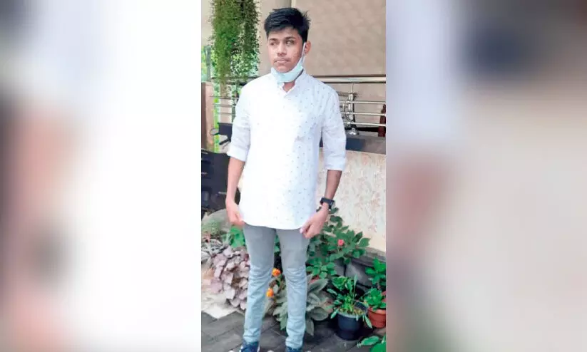 അകക്കണ്ണിൽ മിന്നും വിജയം നേടി നൗഷിഫ്