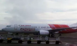 സൗദിയിലേക്കുള്ള എയർ ഇന്ത്യ വിമാനത്തിന്‍റെ വിൻഡ്​ഷീൽഡിൽ പൊട്ടൽ; തിരുവനന്തപുരത്ത്​ അടിയന്തര ലാൻഡിങ്​