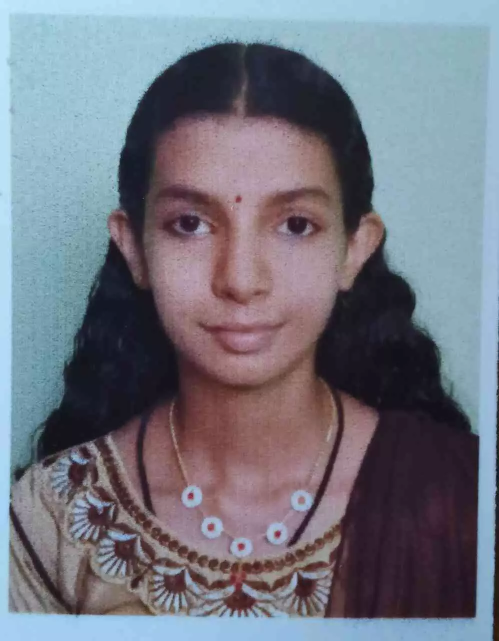 തയ്യൽക്കാരനായ അച്ഛന് ഇരട്ടിമധുരം സമ്മാനിച്ച് ഇരട്ടകൾ