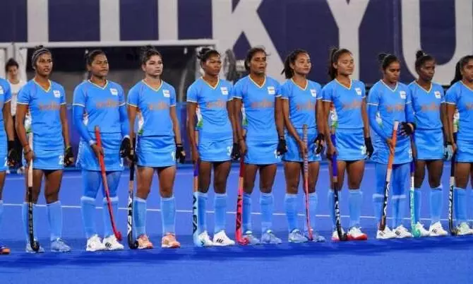 ഒളിമ്പിക്സ് ഹോക്കി: ഇന്ത്യൻ വനിതകൾ ക്വാർട്ടറിൽ, അയർലൻഡ് തോറ്റത് തുണയായി ഒളിമ്പിക്സ് ഹോക്കി: ഇന്ത്യൻ വനിതകൾ ക്വാർട്ടറിൽ, അയർലൻഡ് തോറ്റത് തുണയായി