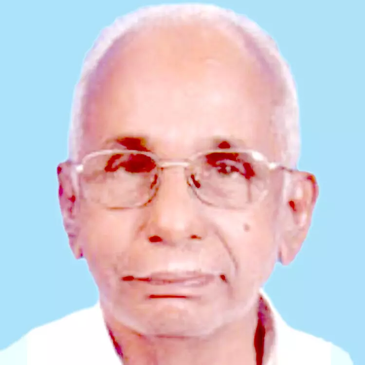 അ​ലി​യാ​ർ