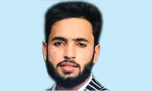 ബൈ​ക്കു​ക​ൾ കൂ​ട്ടി​യി​ടി​ച്ച്​ വീ​ണ യു​വാ​വ് ബ​സ് ക​യ​റി മ​രി​ച്ചു