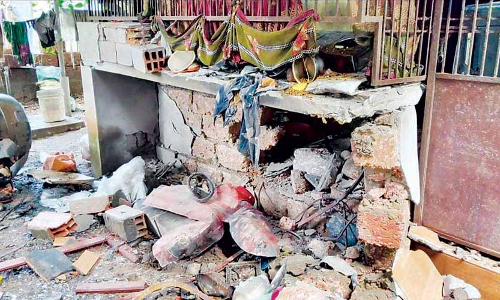 കുഞ്ഞിമംഗലത്ത്​ സിലിണ്ടർ പൊട്ടിത്തെറിച്ച് രണ്ടു വീടുകൾ തകർന്നു