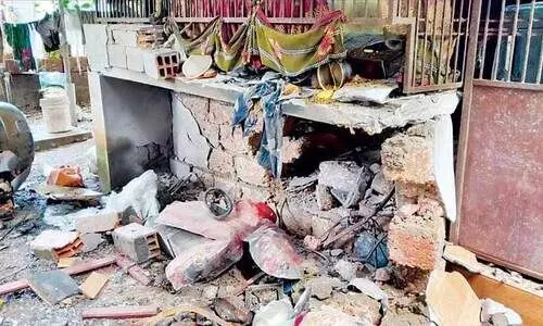 കുഞ്ഞിമംഗലത്ത്​ സിലിണ്ടർ പൊട്ടിത്തെറിച്ച് രണ്ടു വീടുകൾ തകർന്നു