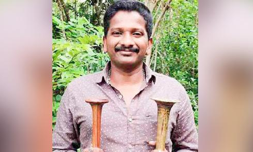 193 വർഷം പഴക്കമുള്ള സ്​റ്റെതസ്കോപ്പുകൾ അടൂർ ശില മ്യൂസിയത്തിൽ