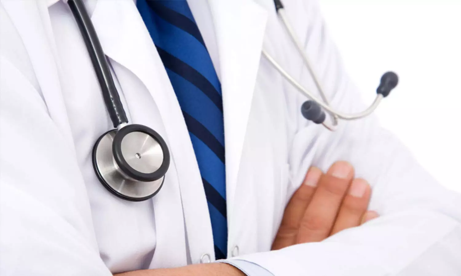 മർദിച്ച സി.പി.എം നേതാക്കളെ അറസ്​റ്റ്​ ചെയ്​തില്ല; അവധി ദിവസം ജോലിയെടുത്ത്​ ഡോക്​ടറുടെ പ്രതിഷേധം