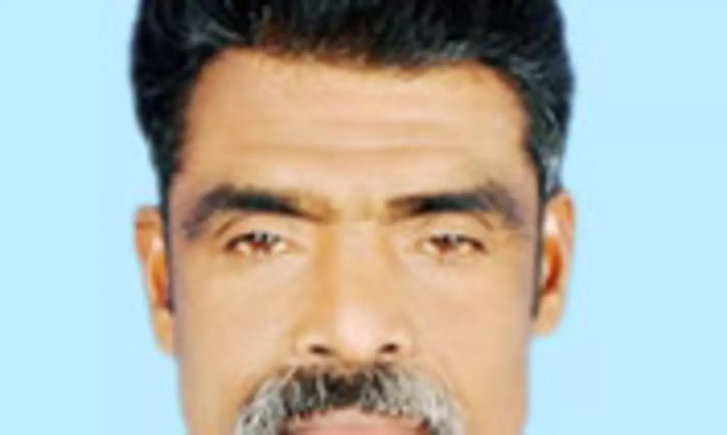 തൂ​ങ്ങി മ​രി​ച്ച​നി​ല​യി​ൽ