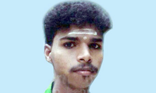 കോ​വി​ഡ് പ്രാ​ഥ​മി​ക ചി​കി​ത്സ കേ​ന്ദ്ര​ത്തി​ൽ രോ​ഗി തൂ​ങ്ങി​മ​രി​ച്ചു