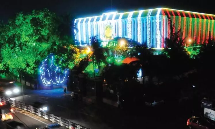 കോവിഡ്​ പ്രതിസന്ധികൾക്കിടയിലും ലോക കേരളസഭ നടത്തിപ്പിന്​ ഒന്നര കോടി