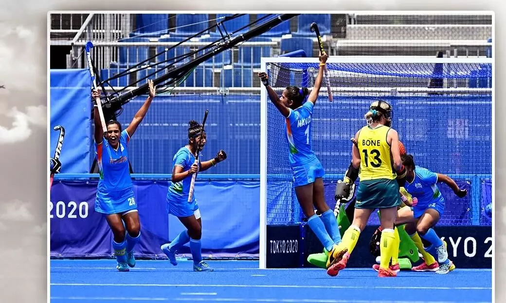 പിറന്നത് പുതുചരിത്രം; ഒളിമ്പിക്സ് വനിത ഹോക്കിയിൽ ഇന്ത്യ ഇതാദ്യമായി സെമിയിൽ പിറന്നത് പുതുചരിത്രം; ഒളിമ്പിക്സ് വനിത ഹോക്കിയിൽ ഇന്ത്യ ഇതാദ്യമായി സെമിയിൽ