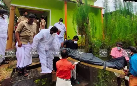 രാത്രി ഉമ്മയോടൊപ്പം ബിഗ്ബോസ് കണ്ടു; ആരും തിരിച്ചറിഞ്ഞില്ല, ജീവനൊടുക്കാൻ തക്ക മാനസിക വിഷമത്തിലായിരുന്നു ഇവരെന്ന് രാത്രി ഉമ്മയോടൊപ്പം ബിഗ്ബോസ് കണ്ടു; ആരും തിരിച്ചറിഞ്ഞില്ല, ജീവനൊടുക്കാൻ തക്ക മാനസിക വിഷമത്തിലായിരുന്നു ഇവരെന്ന്