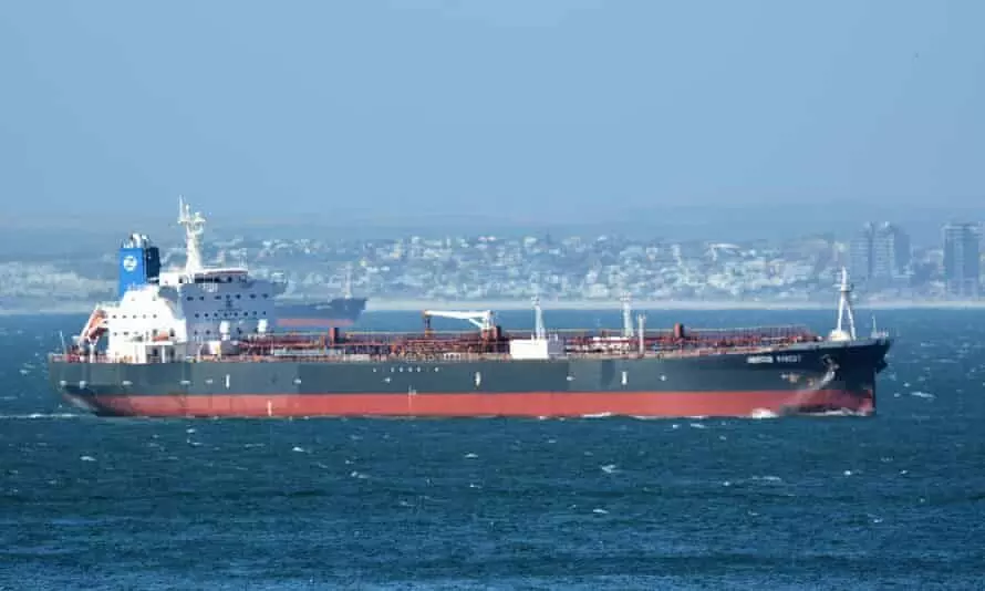 oil tanker