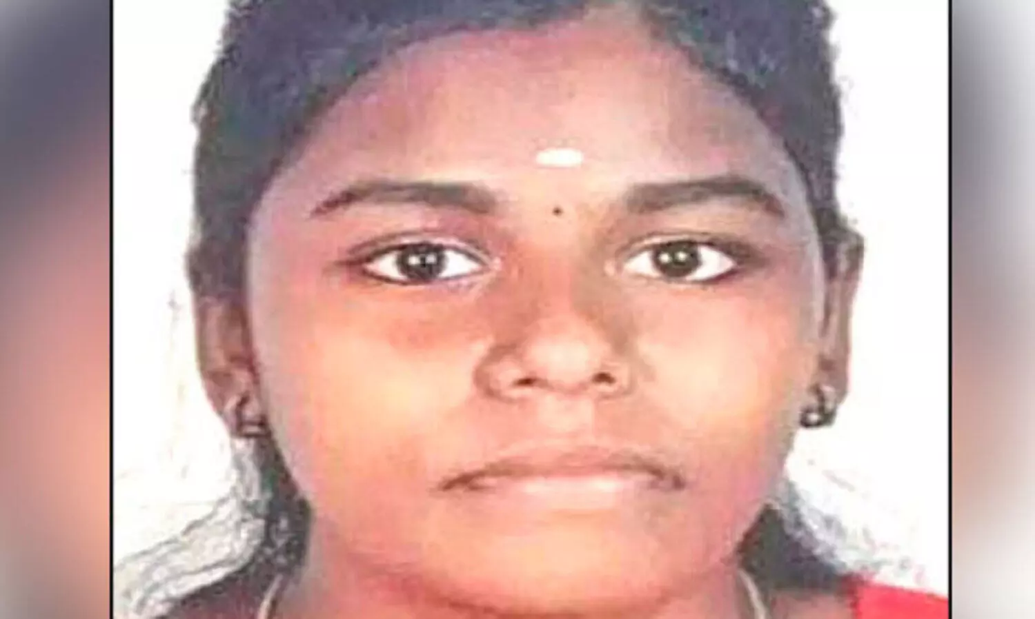 മണ്ണിൽ മറഞ്ഞത്​ 24 ഉറ്റവർ: വിജയം ഗോപികയുടെ സ്​മരണാഞ്​ജലി