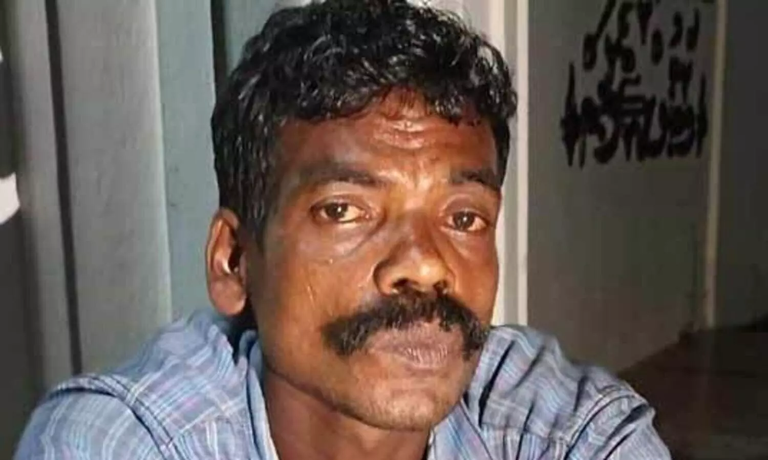 പള്ളിക്കും ക്ഷേത്രത്തിനും ​നേരെ ആക്രമണം; പ്രതിയെ നാട്ടുകാർ ഓടിച്ചിട്ടുപിടിച്ചു