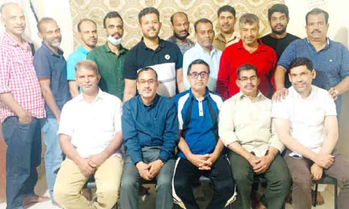 ചരിത്രമുറങ്ങുന്ന കവ്വായി; ഉണർന്നിരിക്കുന്ന പ്രവാസി കൂട്ടായ്​മ