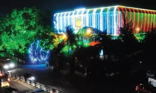 കോവിഡ്​ പ്രതിസന്ധികൾക്കിടയിലും ലോക കേരളസഭ നടത്തിപ്പിന്​ ഒന്നര കോടി