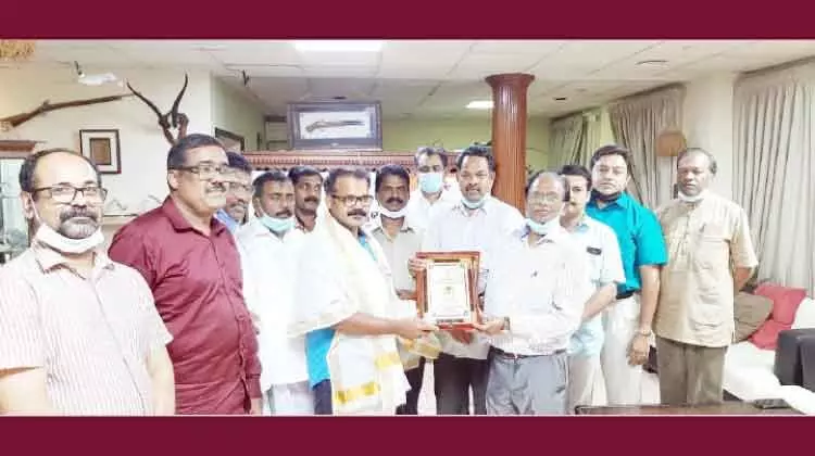 അവാർഡ് ജേതാക്കളെ ഇൻകാസ് ആദരിച്ചു